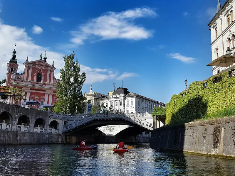 Prishtina (PRN) - Ljubljana (LJU)